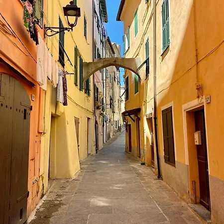 Casa Luna Vintimille