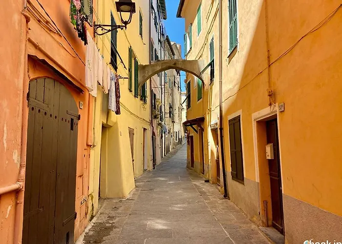 Casa Luna Vintimille